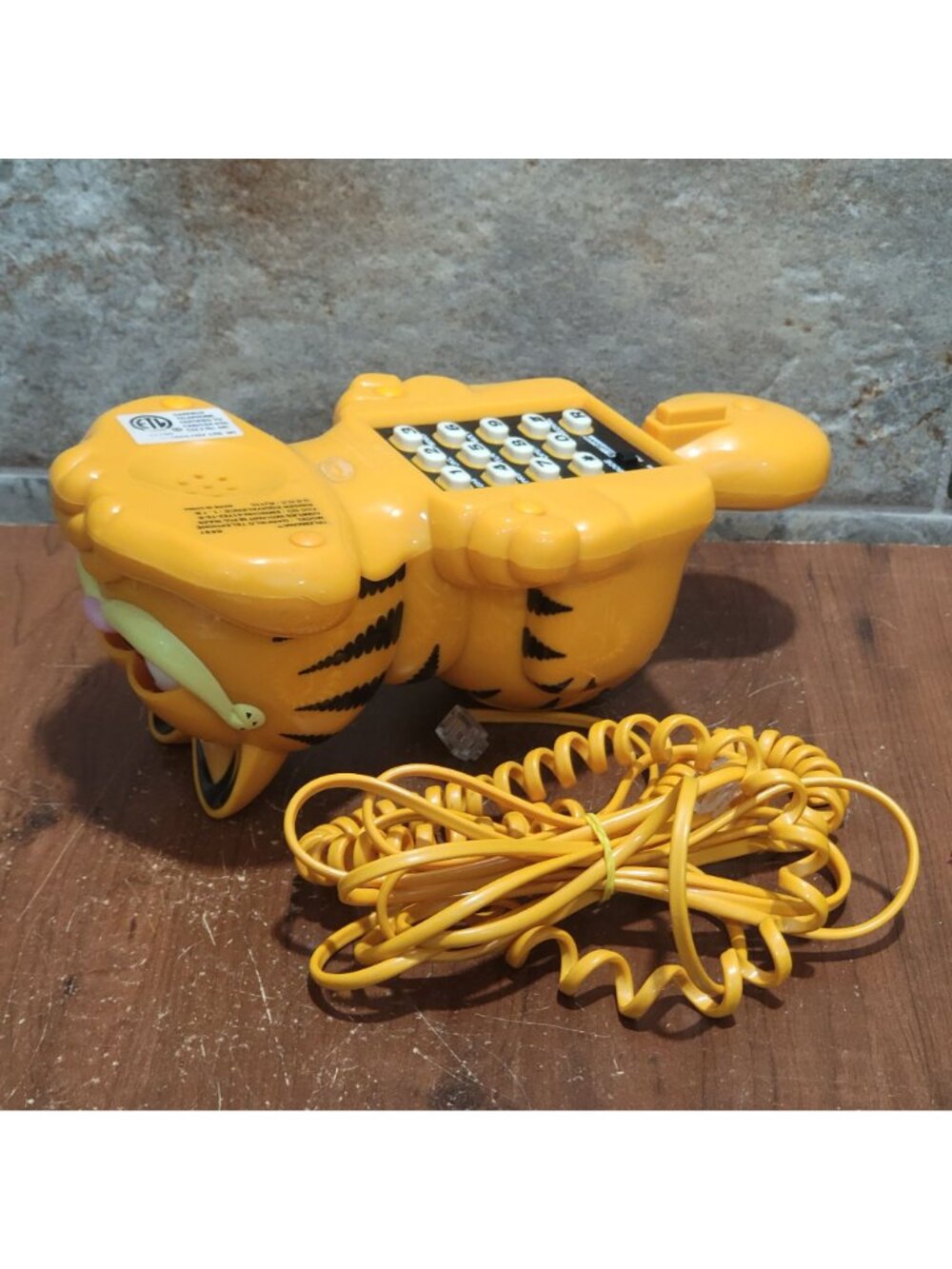 Vintage Telemania Garfield Novelty Landline Telephone Push Button Dialing Coiled - Picture 7 of 12